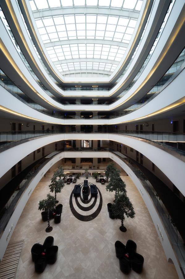 Titanic Hotel & Spa Sulaymaniyah Ngoại thất bức ảnh The atrium