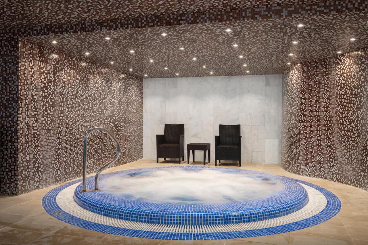 Titanic Hotel & Spa Sulaymaniyah Ngoại thất bức ảnh A whirlpool