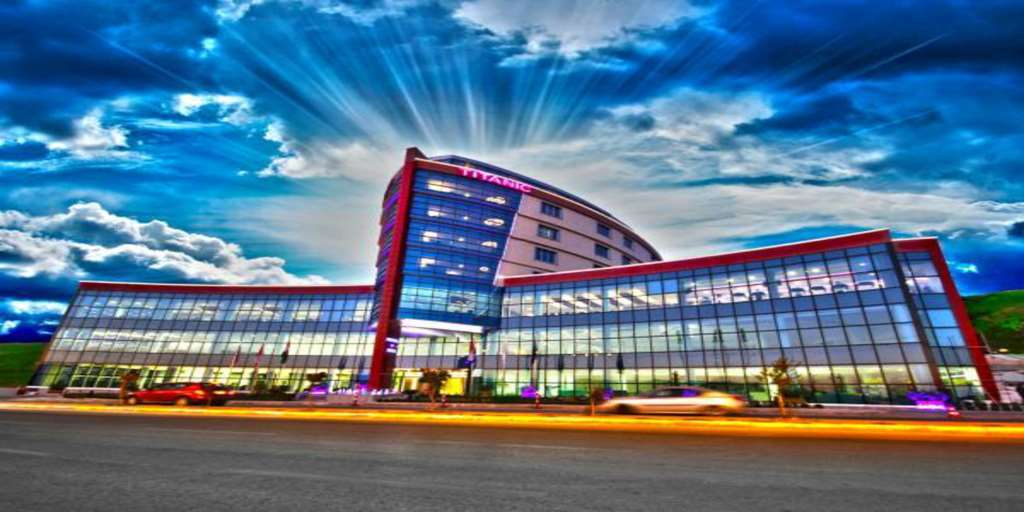 Titanic Hotel & Spa Sulaymaniyah Ngoại thất bức ảnh The headquarters of Turkmen Airlines in Ashgabat